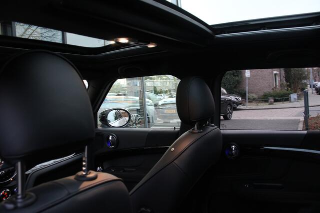 Mini COUNTRYMAN Mini 2.0 Cooper S E ALL4 ALL4 Navi/Camera/Keyless/Head-up/Sfeerverlichting/Leder/19Inch