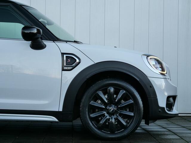 Mini COUNTRYMAN Mini 2.0 Cooper S 192pk Chili Automaat LED / Stoelverwarming / Camera