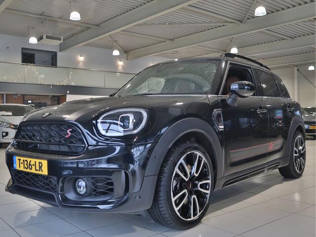Mini COUNTRYMAN Mini 2.0 Cooper S Rockingham GT Edition | Head-Up | Navigatie | Camera | Stoelverwarming | Adaptive Cruise | Panoramadak |