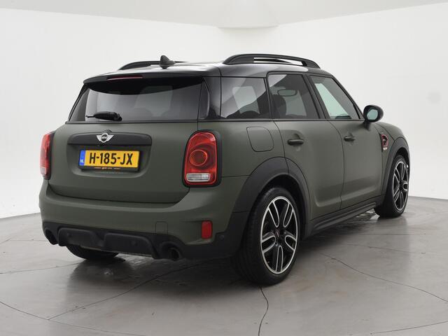 Mini COUNTRYMAN Mini JCW 2.0 JOHN COOPER WORKS 231 PK ALL4 AUT. MAT GROEN + PANORAMA | CAMERA | HEAD-UP | HK | LEDER | STOELVERW.