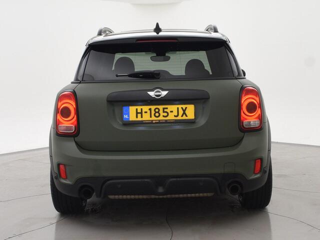 Mini COUNTRYMAN Mini JCW 2.0 JOHN COOPER WORKS 231 PK ALL4 AUT. MAT GROEN + PANORAMA | CAMERA | HEAD-UP | HK | LEDER | STOELVERW.