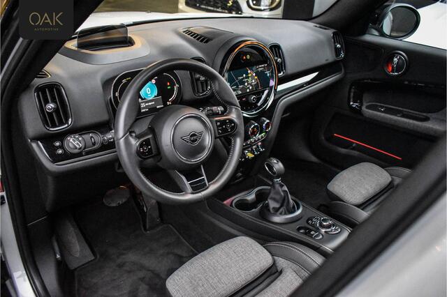 Mini COUNTRYMAN 1.5 Cooper SE Hybrid ALL4 Classic Aut. | Navi | Panorama | Half Leder | Head-Up | Camera | Black Pack | 18"LM | White Silver