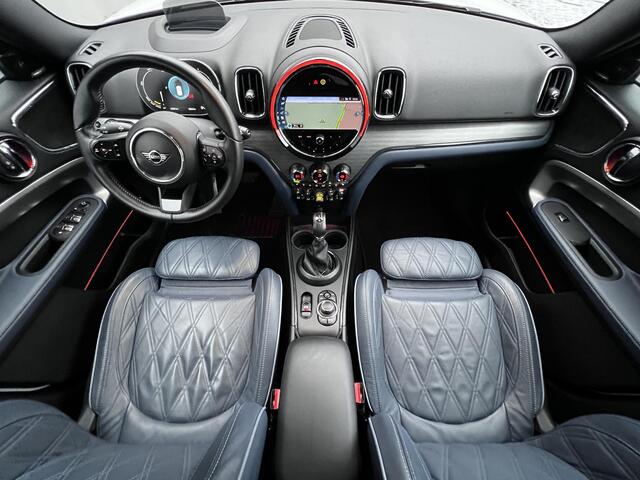 Mini COUNTRYMAN 1.5 Cooper S E ALL4 PHEV MINI Yours Automaat / Dealer onderhouden / Leder / Schuifdak / Elektrische stoelen / Harman Kardon / Adaptieve CC / HUD / Achteruitrijcamera / Parkeer assistent / Apple Carplay Android /