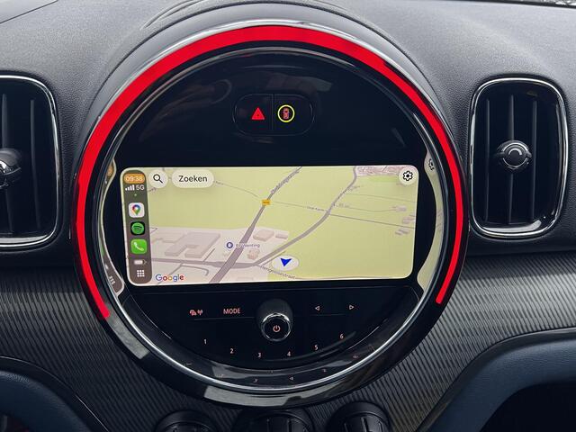 Mini COUNTRYMAN 1.5 Cooper S E ALL4 PHEV MINI Yours Automaat / Dealer onderhouden / Leder / Schuifdak / Elektrische stoelen / Harman Kardon / Adaptieve CC / HUD / Achteruitrijcamera / Parkeer assistent / Apple Carplay Android /