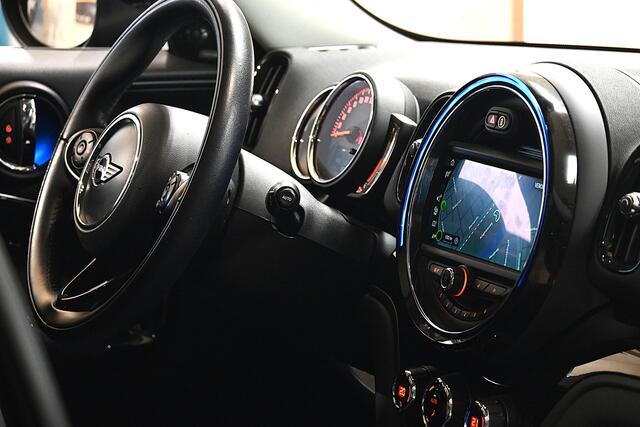 Mini COUNTRYMAN Mini 1.5 Cooper Chili Automaat / Harman Kardon / 18 incl / pano dak