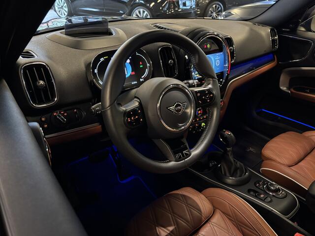 Mini COUNTRYMAN Mini 2.0 Cooper S E ALL4 / Chester / Panoramadak / H-K / Dab+ / Apple Carplay / HeadUp / Keyless / Picnic Bench - NIEUWSTAAT -