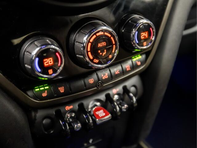 Mini COUNTRYMAN Mini 1.5 Sportline (APPLE CARPLAY, NAVIGATIE, BRUIN LEDER, JCW SPORTSTUUR, STOELVERWARMING, SFEERVERLICHTING, GETINT GLAS, NIEUWSTAAT)