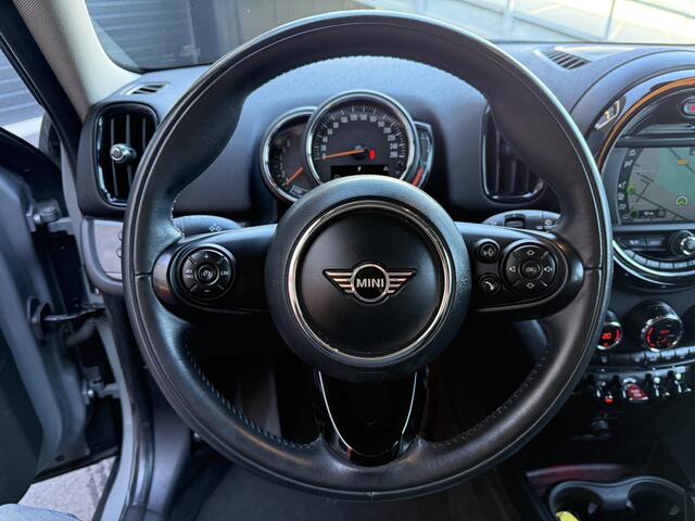 Mini COUNTRYMAN 1.5 One Chili Navi/Apple/Union Jack achterlichten