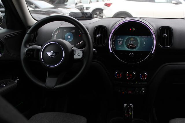 Mini COUNTRYMAN Mini 2.0 Cooper S ALL4 Classic / Trekhaak / Camera / Head-up / Keyless / 18'' / CarPlay / Stoelverwarming / DAB / Cruise Control