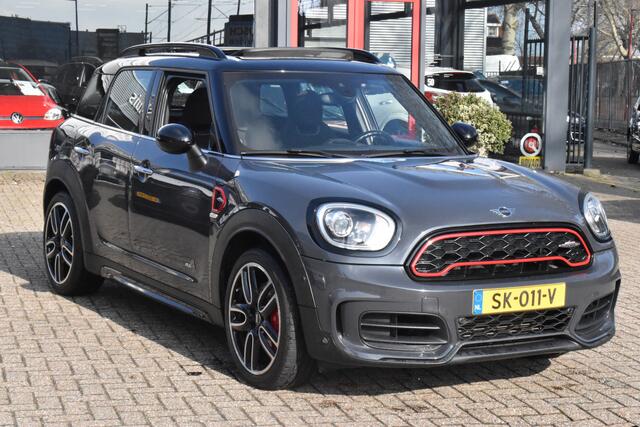 Mini COUNTRYMAN Mini 2.0 John Cooper Works ALL4 Schuifdak | H&K | Navi | 100% Onderhouden | 12 mnd BOVAG garantie | Whatsapp 06-53188999