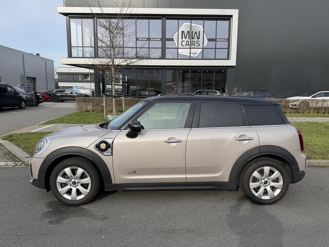 Mini COUNTRYMAN 1.5 Cooper SE ALL4 Chili Pano, Leder, Carplay
