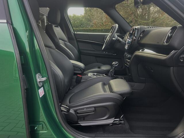 Mini COUNTRYMAN SE ALL4 Head up Leder Keyless Black optik Britisch R Green