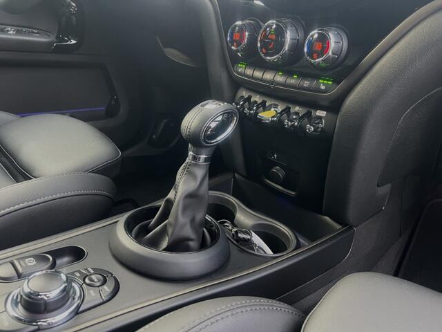 Mini COUNTRYMAN SE ALL4 Head up Leder Keyless Black optik Britisch R Green