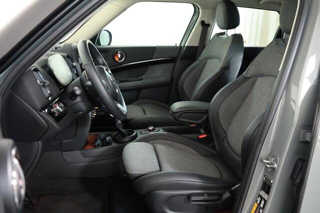 Mini COUNTRYMAN Mini 1.5 Cooper S E ALL4 Classic / LED / Navi / CarPlay / Camera