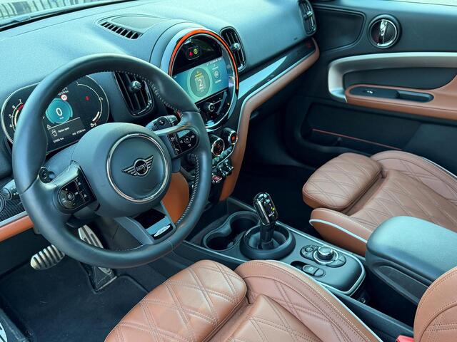 Mini COUNTRYMAN S Rockingham GT | 19" LM JCW Circuit Spoke two-tone | Trekhaak | Glazen panoramadak | Harman-Kardon sound system