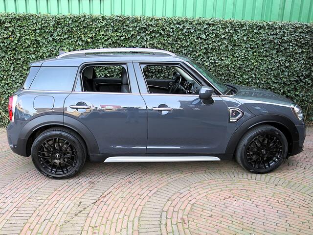 Mini COUNTRYMAN 2.0 Cooper S Chili F60 met Pano.dak, LED, Leer, Apple Carplay en 18"