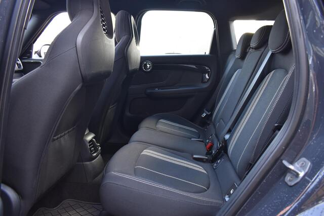 Mini COUNTRYMAN Mini 2.0 John Cooper Works ALL4 Schuifdak | H&K | Navi | 100% Onderhouden | 12 mnd BOVAG garantie | Whatsapp 06-53188999