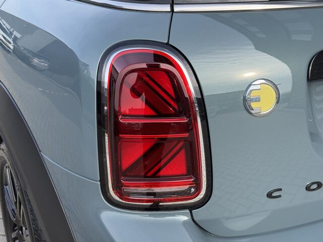 Mini COUNTRYMAN 2.0 Cooper SE ALL4 Camera/Apple