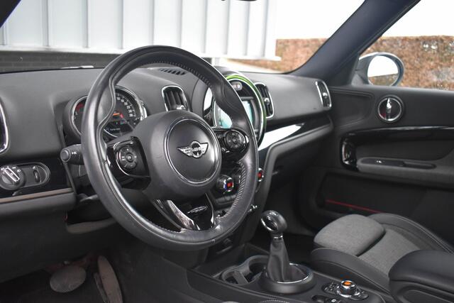 Mini COUNTRYMAN Mini 1.5 Cooper Chili | Trekhaak | Keyless | Navi | Clima | NL Auto