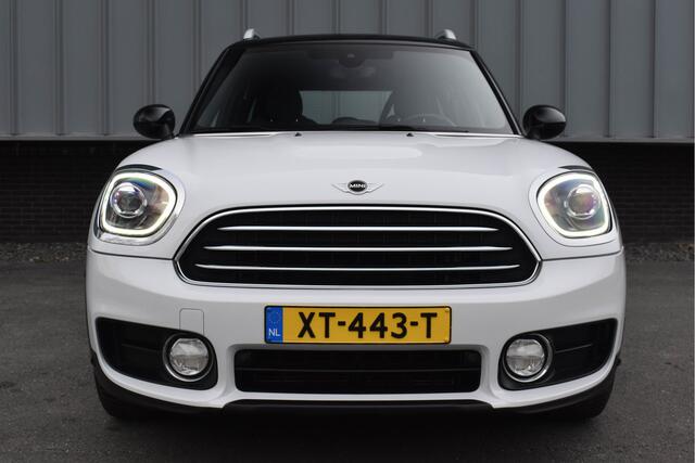 Mini COUNTRYMAN Mini 1.5 Cooper Chili | Trekhaak | Keyless | Navi | Clima | NL Auto