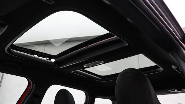 Mini COUNTRYMAN Mini 1.5 Cooper S E ALL4 John Cooper Works | Head-up | Panoramadak | Harman/Kardon | Comfort Access | Achteruitrijcamera