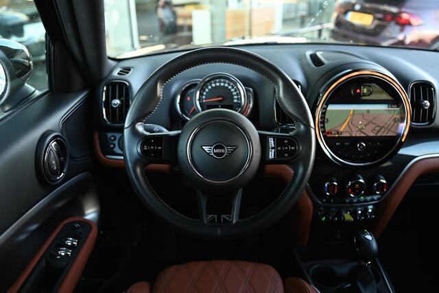Mini COUNTRYMAN Cooper SE ALL4 Automaat / LED / Comfortstoelen / Comfort Access / Park Assistant / Stoelverwarming / Cruise Control