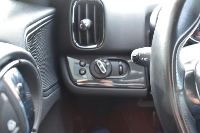 Mini COUNTRYMAN Mini 2.0 Cooper D Chili JOHN COOPER WORKS