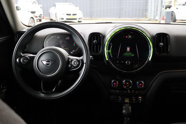 Mini COUNTRYMAN Mini 1.5 Cooper S E ALL4 Chili Navigatie | Cruise Control | Parkeersensoren | Comfort Access | 18" Licht Metaal | Sportstoelen