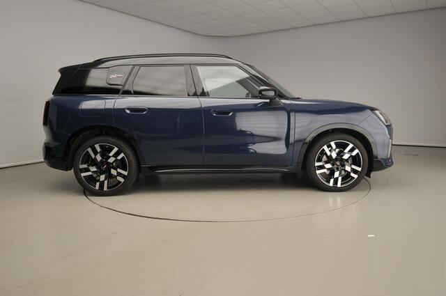 Mini COUNTRYMAN C John Cooper Works Pakket L / Panoramadak / JCW Sportstoelen / LED / Driving assist Plus / Head-up / Harman-Kardon / Alu 20 inch