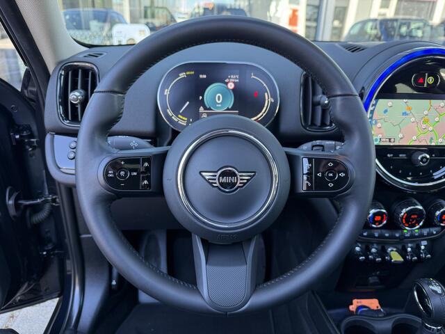 Mini COUNTRYMAN 1.5 Cooper S E ALL4 Pano/H&K/Leder/Camera