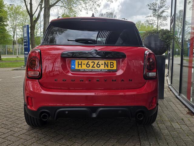 Mini COUNTRYMAN Mini 2.0 Cooper S JCW Hammersmith | Panoramadak | Leder | PDC | ECC | LM Velgen | Stoelverwarming | Navigatie |