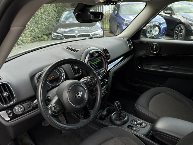 Mini COUNTRYMAN Mini 1.5 Cooper | 17'' | Comfort Access | Elek. Achterklep | PDC voor + achter | Navigatie