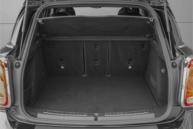 Mini COUNTRYMAN Mini 2.0 Cooper S Knightsbridge Edition Pano H/K JCW Pack Keyless CarPlay 18"
