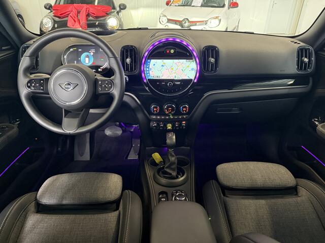 Mini COUNTRYMAN 2.0 Cooper SE ALL4 Pano/H&K/Camera/Apple
