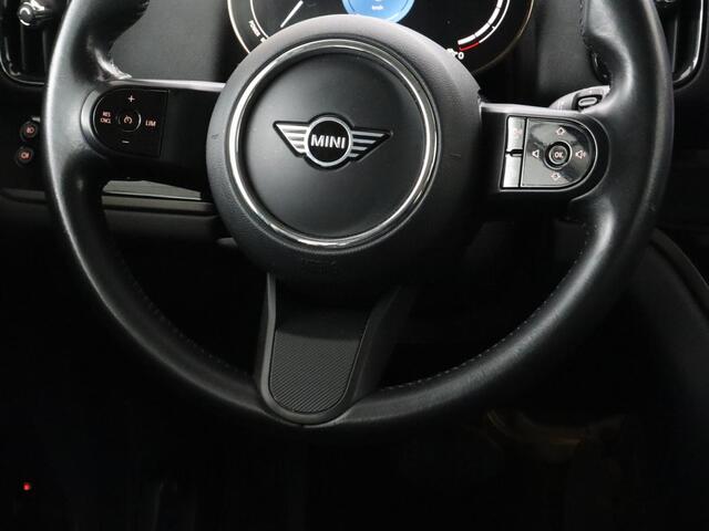 Mini COUNTRYMAN 1.5 Cooper S E ALL4 Business Edition | SOH 91,5% | Leder/Alcantara | Carplay | Memory | Navigatie | Full LED | Climate control | Parkeerhulp | Cruise control | Bluetooth | PHEV | Plug In