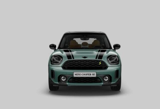 Mini COUNTRYMAN Mini Cooper S E ALL4 Panoramadak - Active Cruise Control - Comfort acces - Driving/parking Assistant - head up - Harman Kardon - Elektrisch verwarmbare/verstelbare voorstoelen -