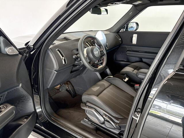 Mini COUNTRYMAN 1.5 C John Cooper Works M | 19 Inch John Cooper Works Runway Spoke black