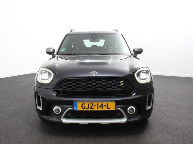 Mini COUNTRYMAN Mini 1.5 Cooper S E PHEV ALL4 Chili Automaat Climate control Adaptieve cruise control HUD Lichtmetalen velgen Navigatie Parkeersensoren Camera Stoelverwarming