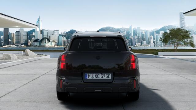 Mini COUNTRYMAN E John Cooper Works 66.5 kWh L pakket | Panoramadak | Stoelverwarming | 360 graden camera |