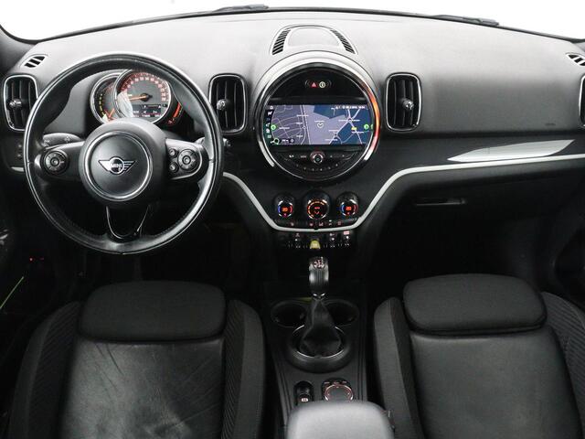 Mini COUNTRYMAN 1.5 Cooper S E ALL4 Chili | SOH 85,5% | Half leder | Carplay | Navigatie | Full LED | Sportstoelen | Climate control | Keyless | Cruise control | PHEV | Plug In