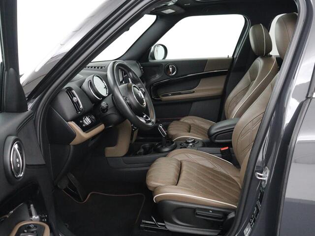 Mini COUNTRYMAN 2.0 Cooper S ALL4 Chili | Panoramadak | Leder | Stoelverwarming | Adaptive cruise | Head-Up | Carplay | Keyless | Navigatie | Sportstoelen | Climate control | Bluetooth