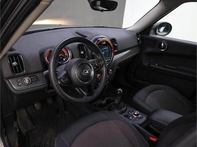 Mini COUNTRYMAN Mini 1.5 Cooper Business Edition | Navigatie | Carplay | Bluetooth | Airco | Cruise Control
