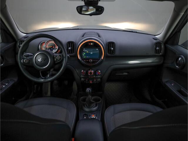 Mini COUNTRYMAN Mini 1.5 Cooper Business Edition | Navigatie | Carplay | Bluetooth | Airco | Cruise Control