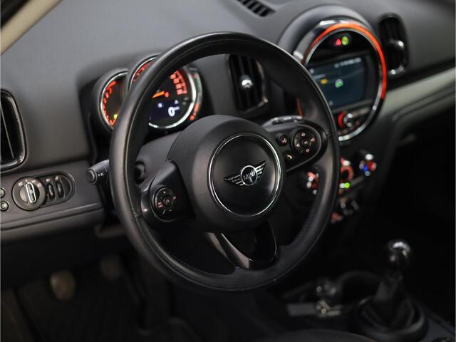 Mini COUNTRYMAN Mini 1.5 Cooper Business Edition | Navigatie | Carplay | Bluetooth | Airco | Cruise Control