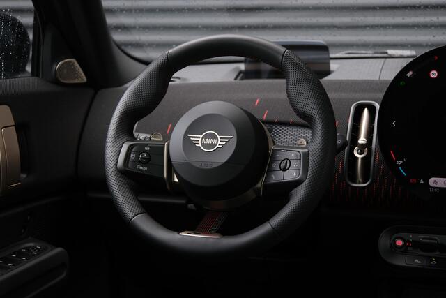 Mini COUNTRYMAN 2.0 JCW ALL4 John Cooper Works XL | 301 PK | Meest complete uitvoering |