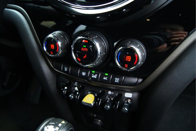Mini COUNTRYMAN Mini 2.0 Cooper SE 220PK ALL4 Facelift/Blackpack/LED/Leer/Carplay