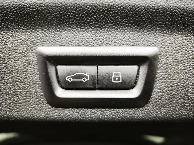 Mini COUNTRYMAN 1.5 Cooper S E ALL4 Chili Automaat | Achterruitrij Camera | Stoel en stuurwielverwarming | Adaptieve Cruise control