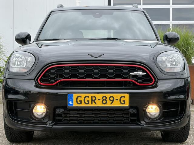 Mini COUNTRYMAN 2.0 Cooper S ALL4 Chili 192pk | Apple Carplay/Android Auto | Elektrisch glazen panorama-dak | Lichtmetalen velgen 19" | Navigatiesysteem full map | Parkeersensor voor en achter | Voorstoelen verwarmd | Dealer onderhouden!
