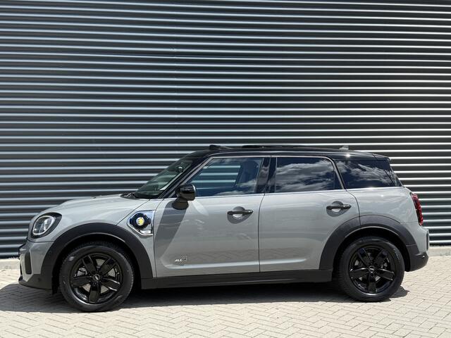 Mini COUNTRYMAN 2.0 Cooper SE ALL4 Pano/Leder/H&K/Camera/Apple