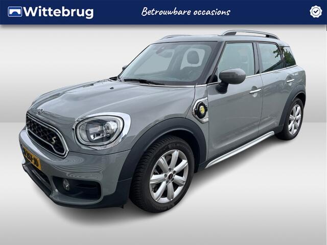 Mini COUNTRYMAN 1.5 Cooper S E ALL4 225pk Salt Automaat Navigatie / 17"LM Velgen / LED verlichting / Clima / Sportstoelen / Parkeersensoren HAL